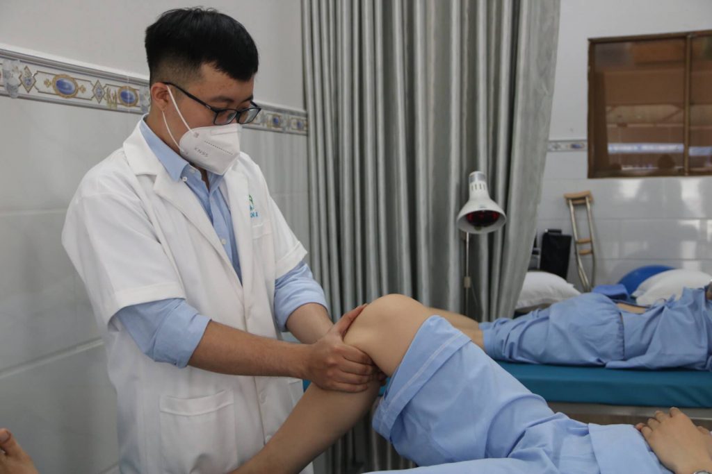 Phục Hồi Chức Năng Sau Phẫu Thuật Thay Khớp Gối
